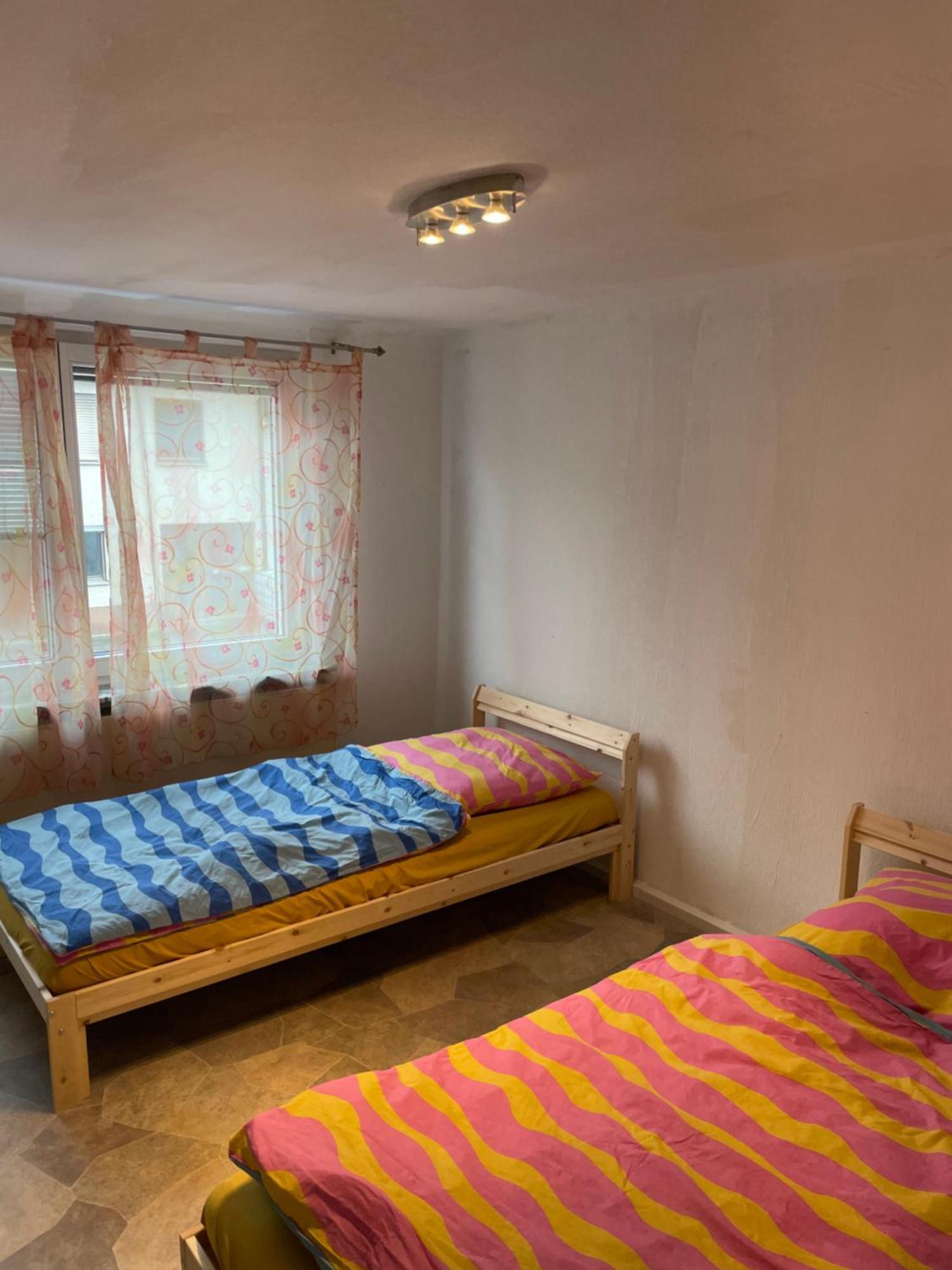 Haus Dambacher - Arbeiter-Monteurzimmer เนือร์ทิงเงิน ภายนอก รูปภาพ