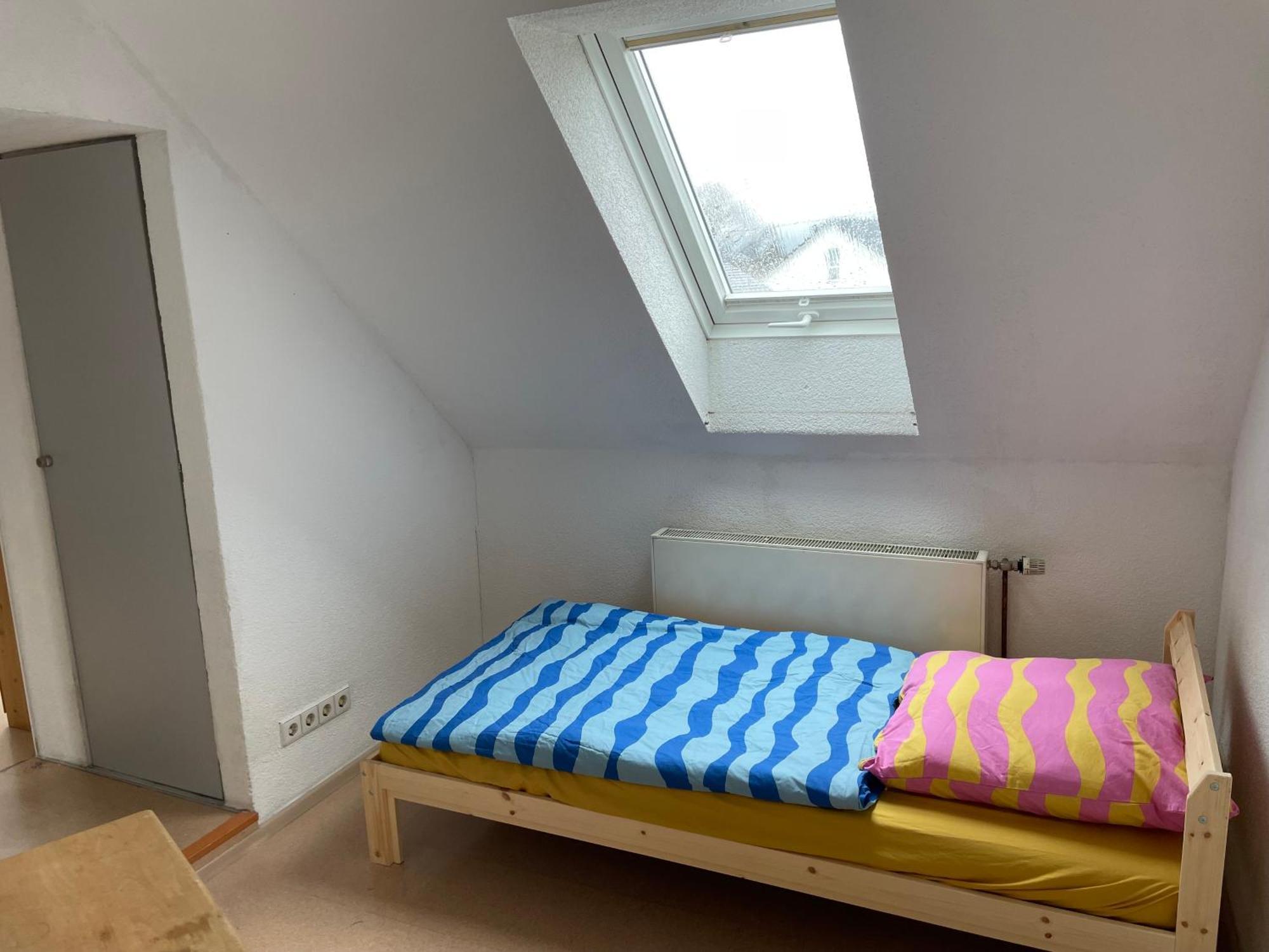 Haus Dambacher - Arbeiter-Monteurzimmer เนือร์ทิงเงิน ภายนอก รูปภาพ